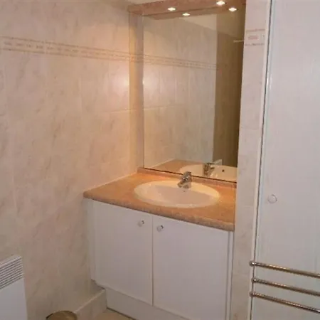 Apartment T2 Proche Centre Ville St Raphael *