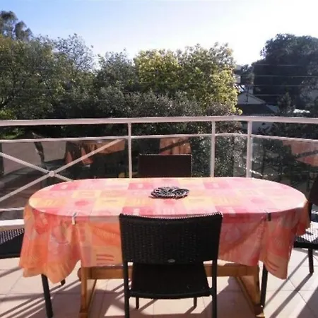 T2 Proche Centre Ville St Raphael Saint-Raphael (Var)